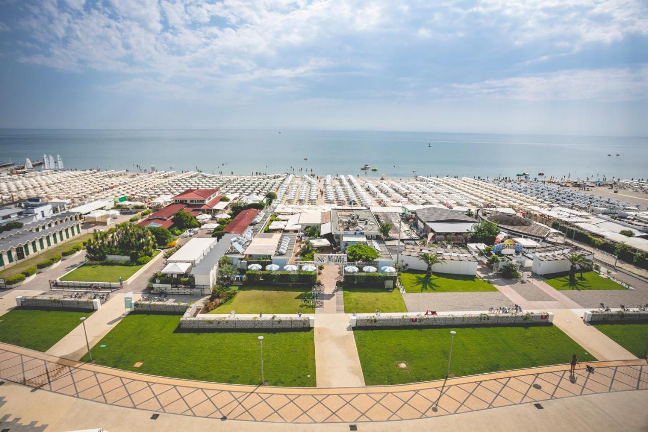 Hotel Baya - In Centro, Sul Mare Milano Marittima Exterior foto