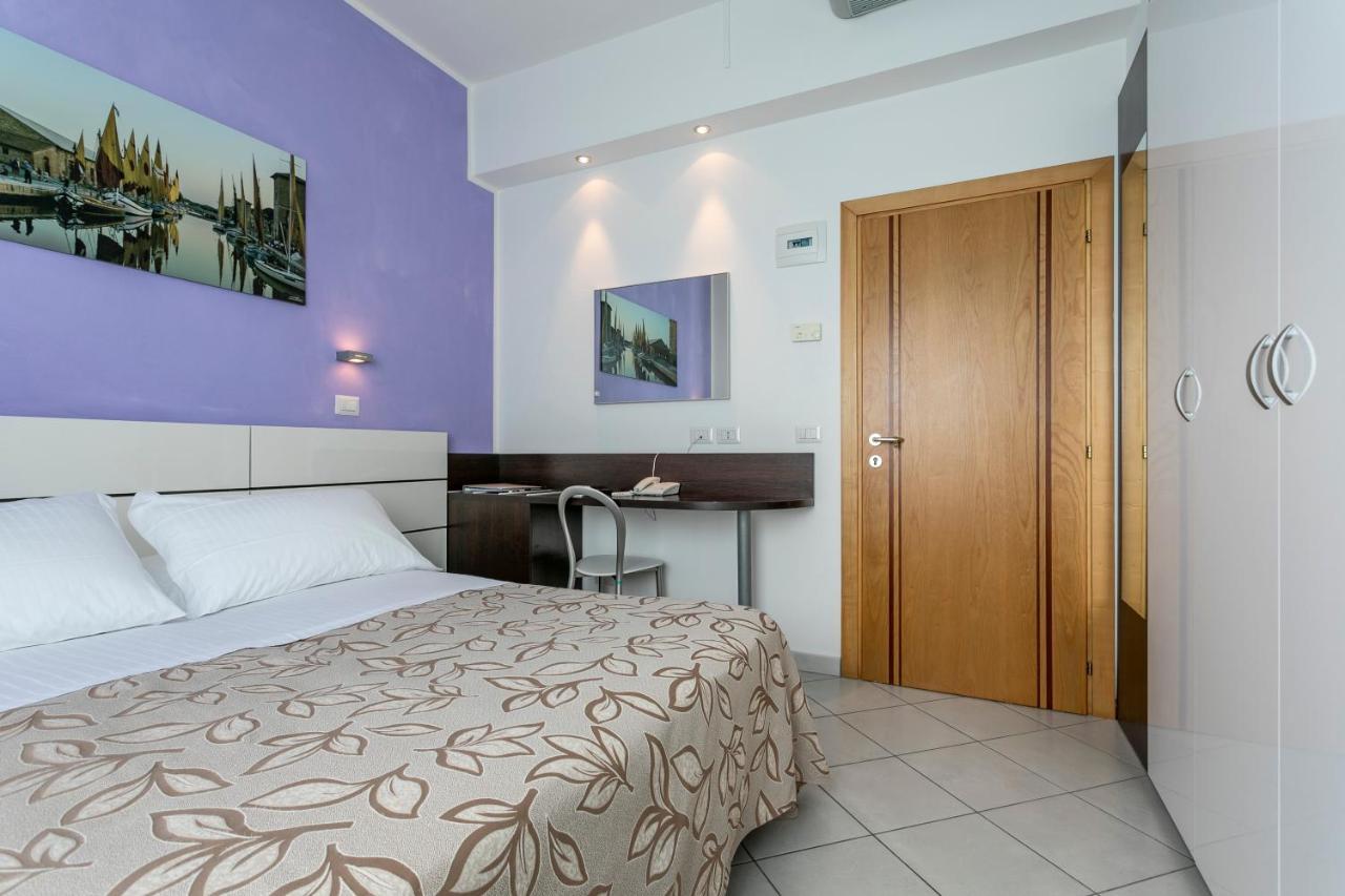 Hotel Baya - In Centro, Sul Mare Milano Marittima Exterior foto